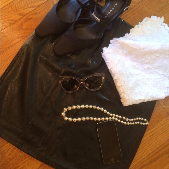 Giorgio Fiorlini Collection Faux Leather Skirt - Picture 8 of 8